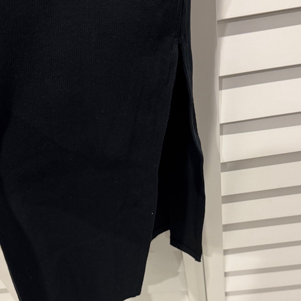 Forever 21 Black ribbed sleeveless Midi Dress - Picture 5 of 8